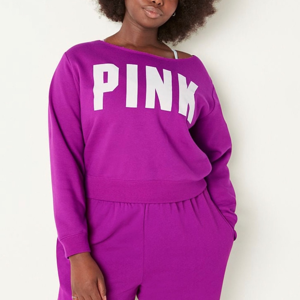 🌸NEW PINK VICTORIA SECRET Sz M WITH 🏷️ TAGS.